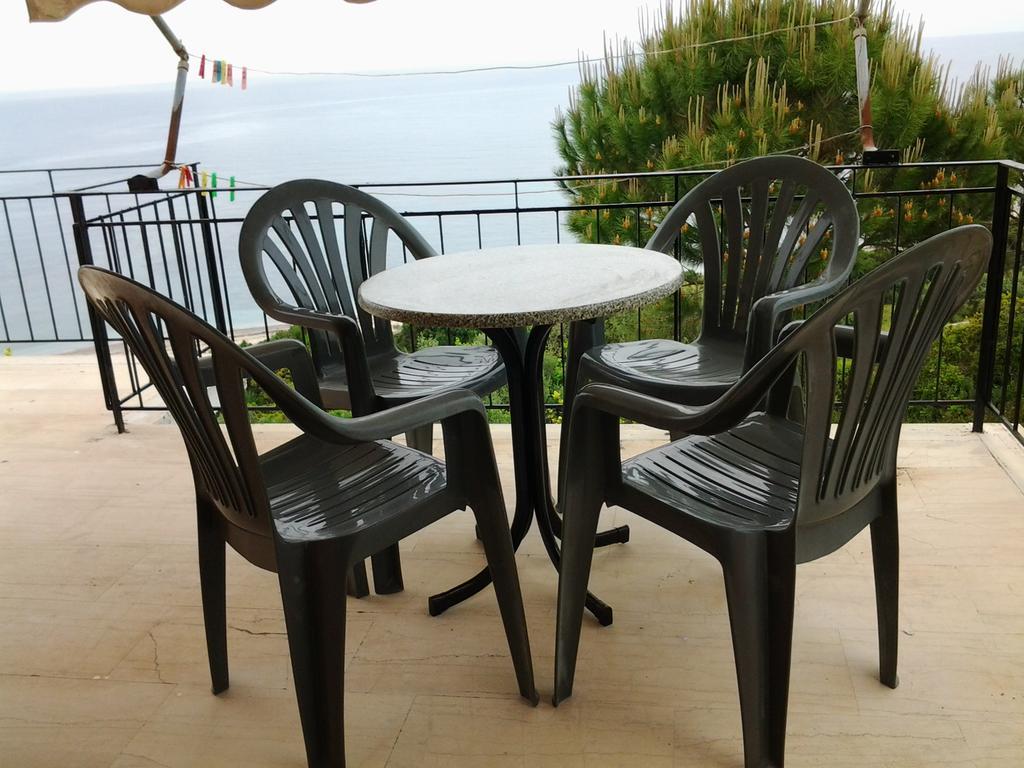 Athanasios Tsoumas Apartments Kastrosikia Ngoại thất bức ảnh