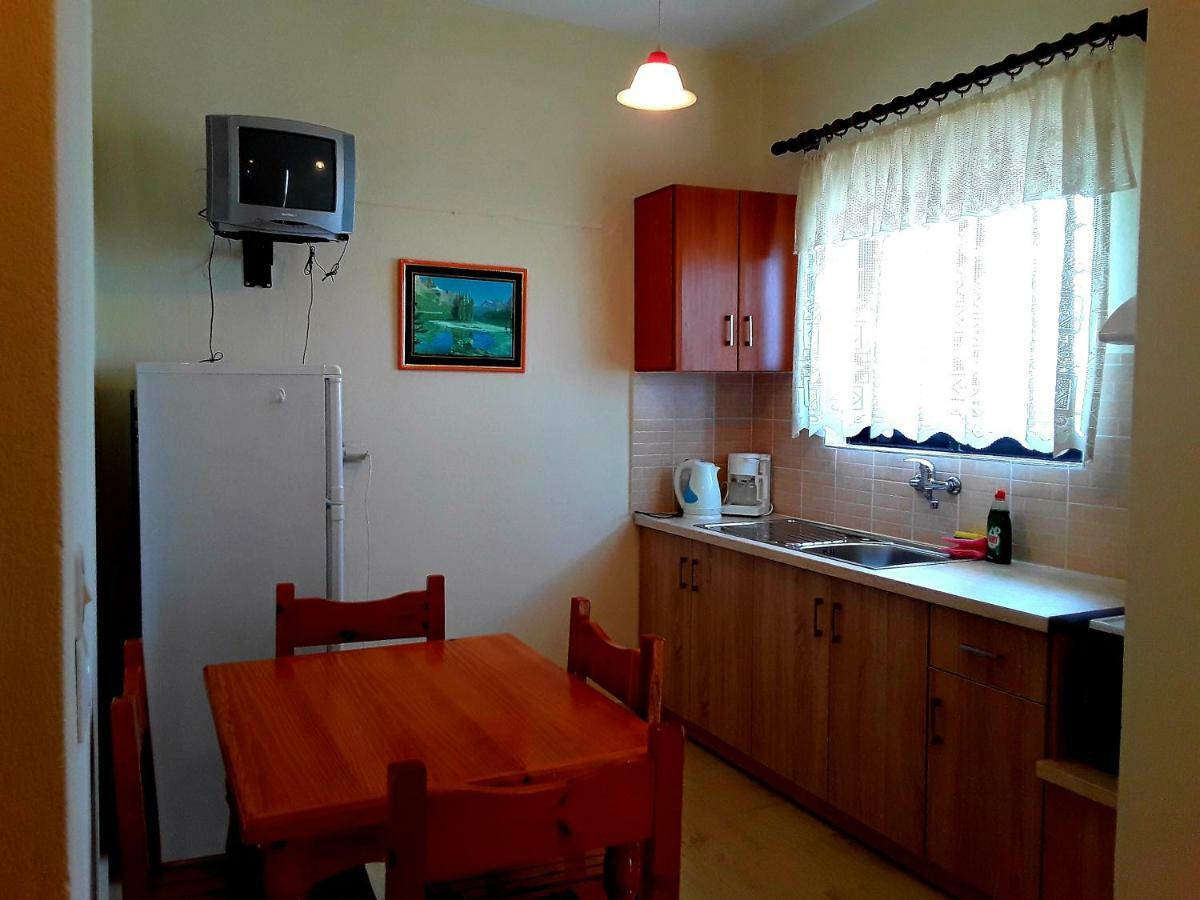 Athanasios Tsoumas Apartments Kastrosikia Ngoại thất bức ảnh